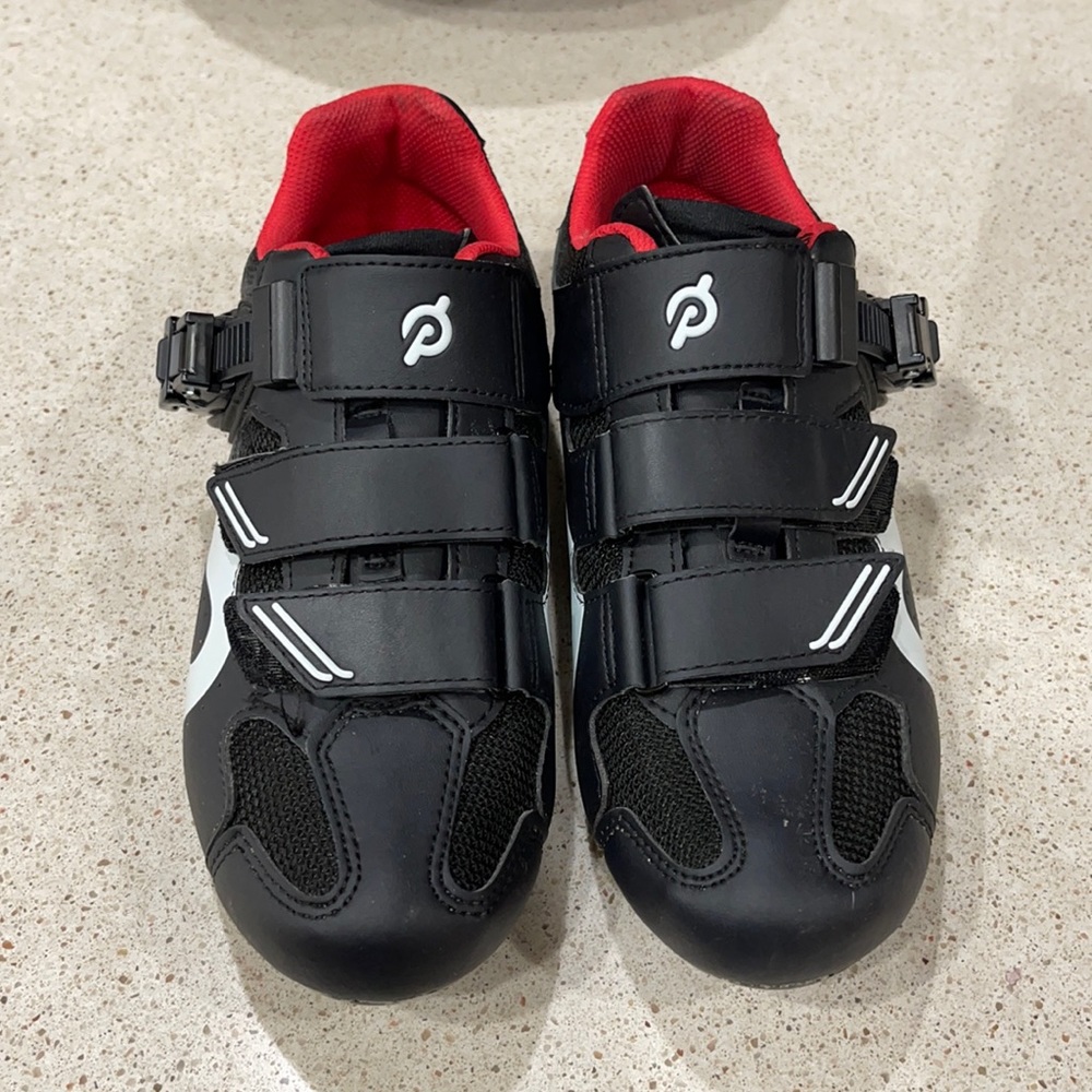 Women’s 40 Peloton spin shoes